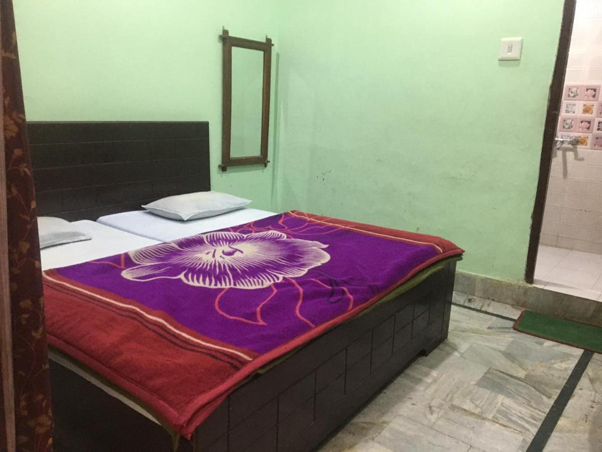 Hotel Vardaan Kankhal Buitenkant foto