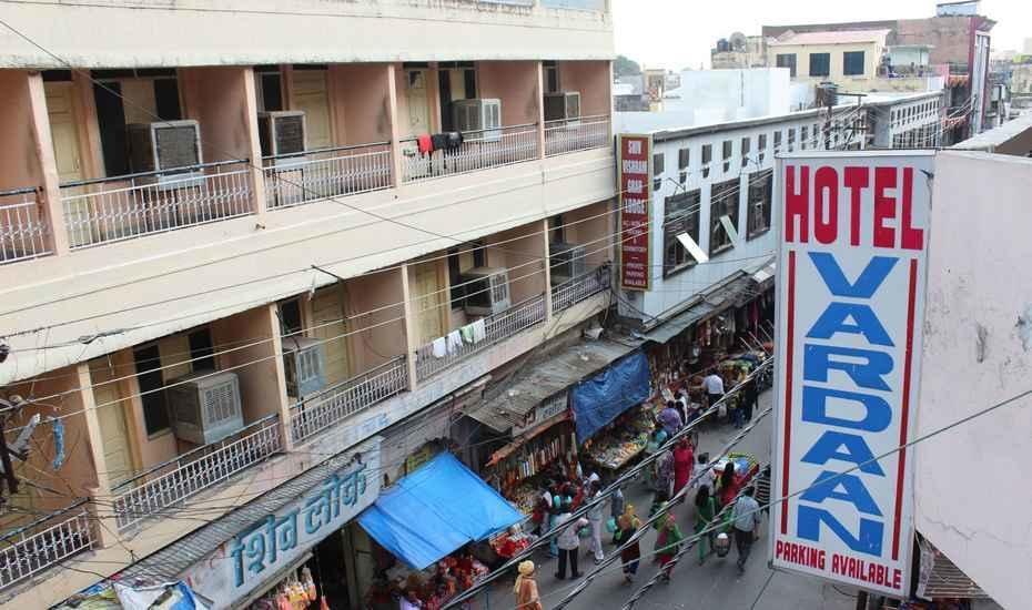 Hotel Vardaan Kankhal Buitenkant foto