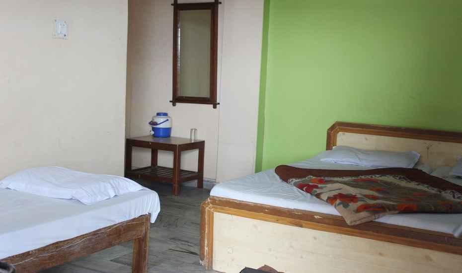 Hotel Vardaan Kankhal Buitenkant foto