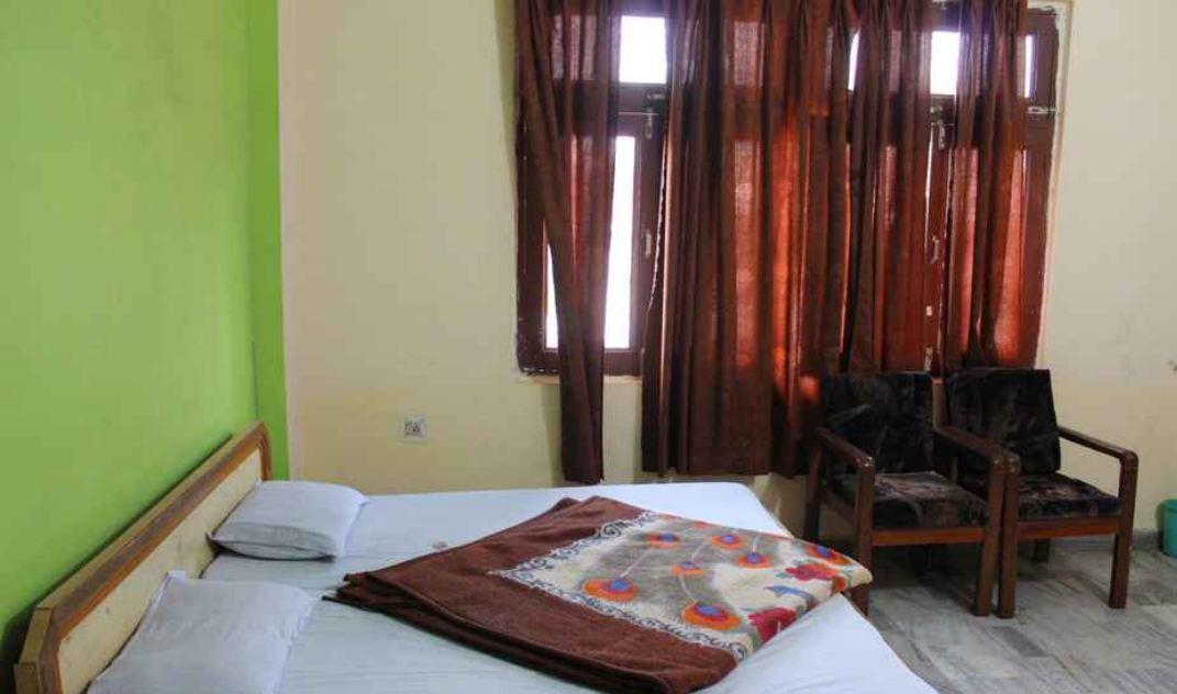 Hotel Vardaan Kankhal Buitenkant foto
